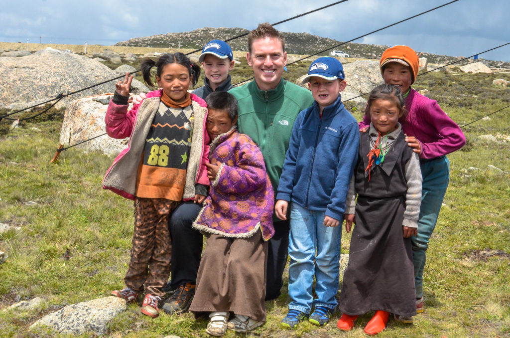 Traveling in Tibet with children