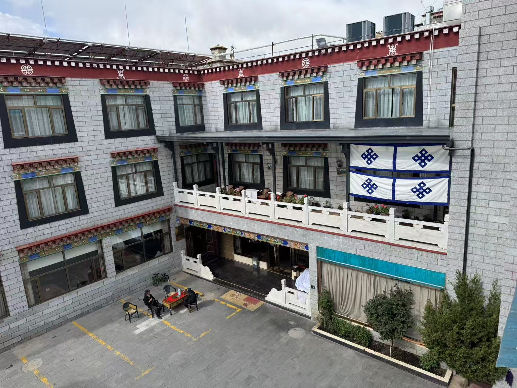 New Building on Banak Shol Hotel